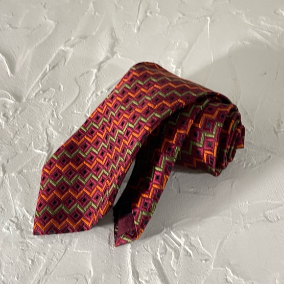 Giacomo De Senese Men's Chevron Silk Necktie - Picture 10 of 14